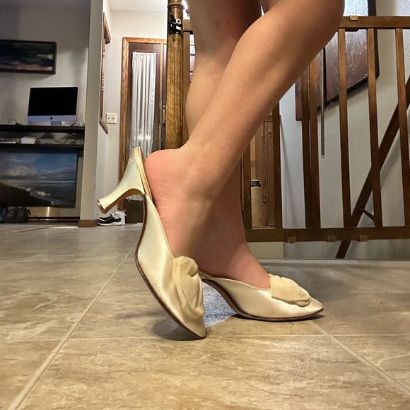 Daniel Green white heels - Picture 3 of 8